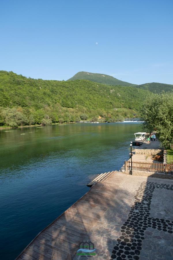 Holiday Houses Green Queen Біхач Екстер'єр фото