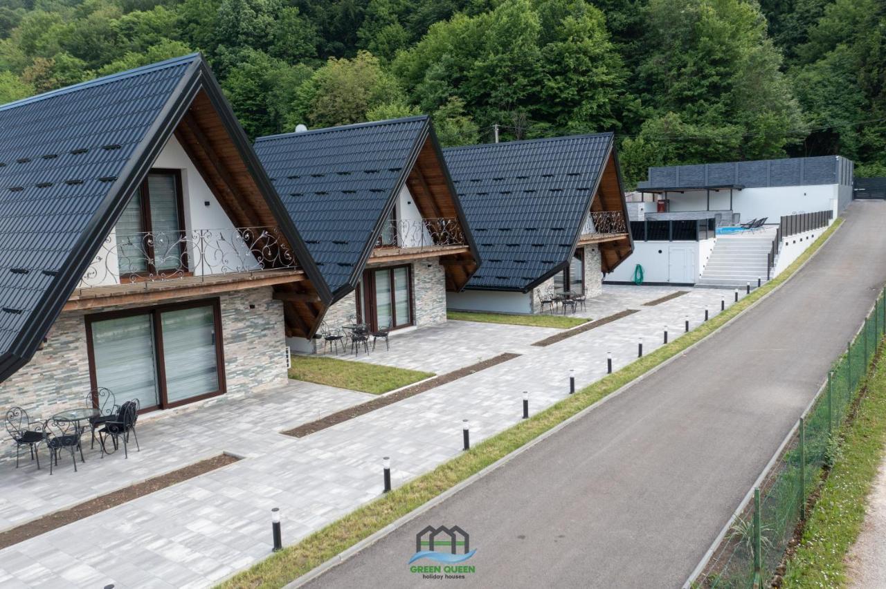 Holiday Houses Green Queen Біхач Екстер'єр фото