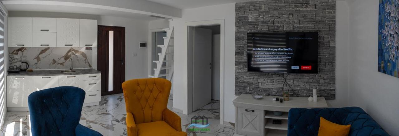 Holiday Houses Green Queen Біхач Екстер'єр фото
